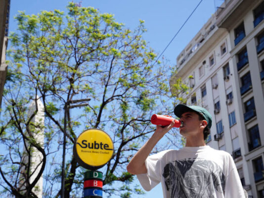 Qué hacer y qué evitar en días de temperaturas extremas