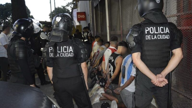 Cuatro años de prohibición para barrabravas del Globo